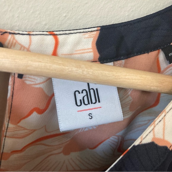 Cabi Floral Blouse S - Picture 3 of 9